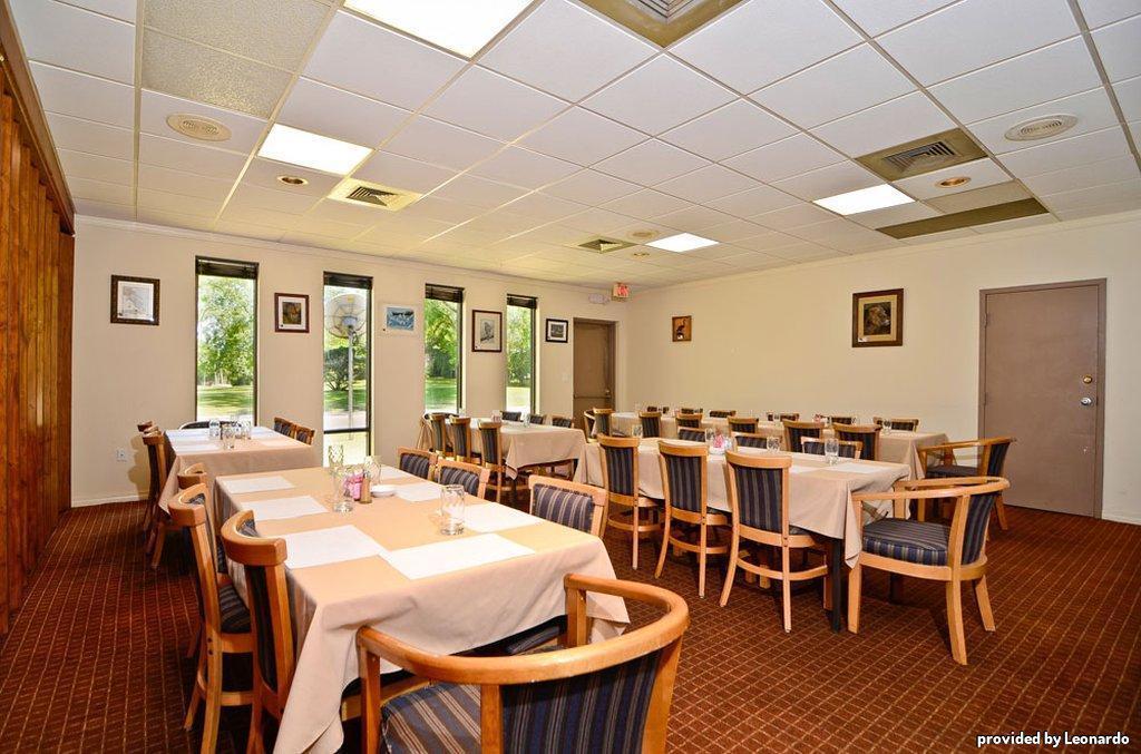 Best Western Crossroads Inn DeFuniak Springs Üzleti fotó